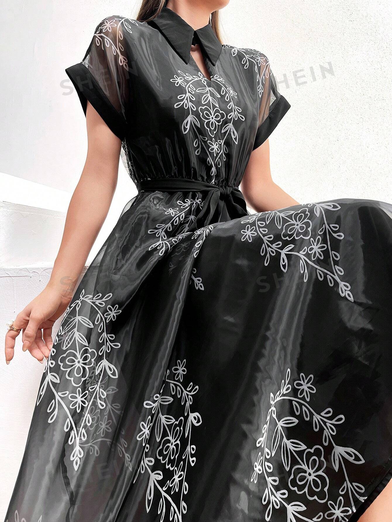 SHEIN Modely Женское платье прямого кроя с рукавами «летучая мышь» и принтом, черный