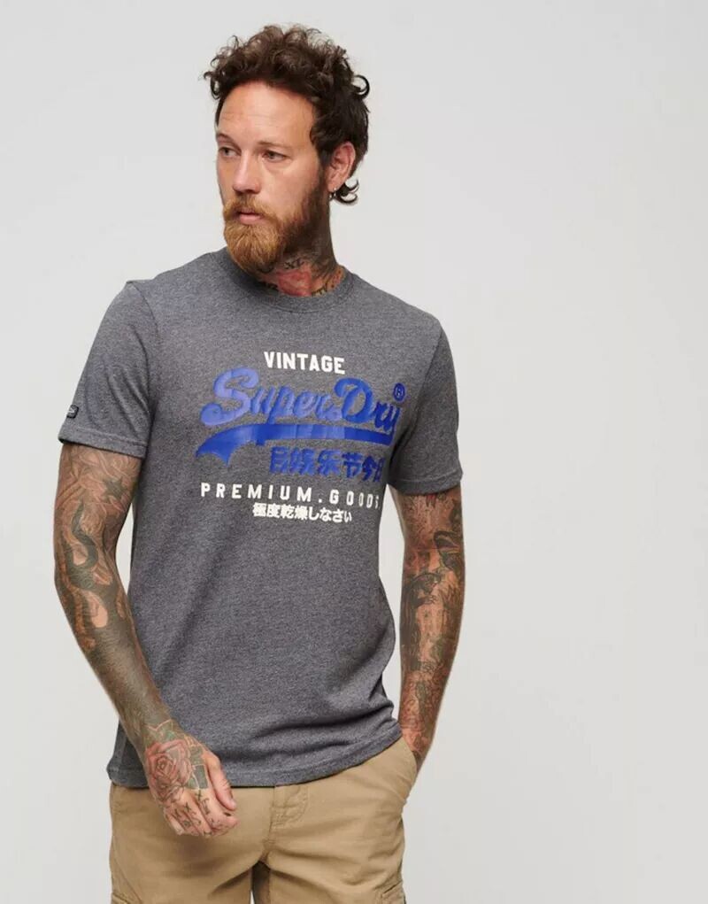 

Классическая ретро-футболка темно-синего цвета с винтажным логотипом Superdry