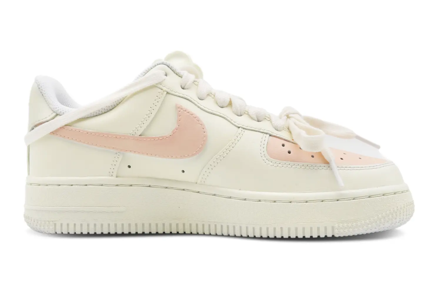 

Женские кроссовки для скейтбординга Nike Air Force 1