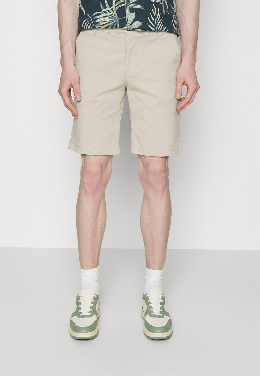 

Шорты SLHSLIM JAMES Selected Homme, светло-серый