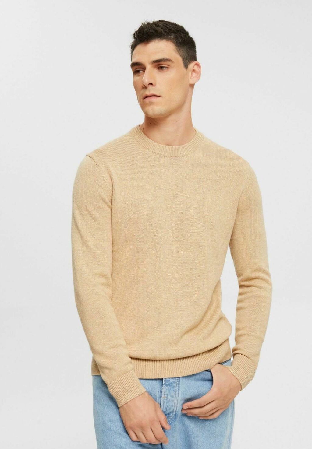 

Свитер Esprit, бежевый