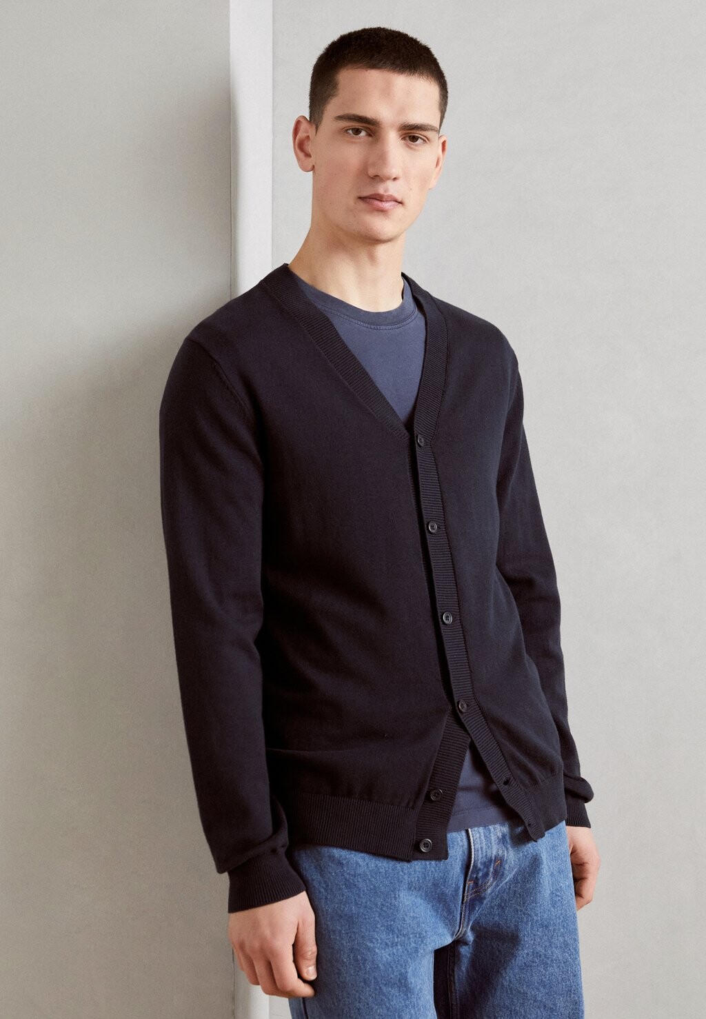 

Кардиган Button Cardigan Lindbergh, цвет navy
