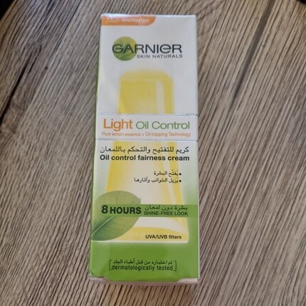 

Крем Garnier Skin Naturals Oil Control Fairness, Plus