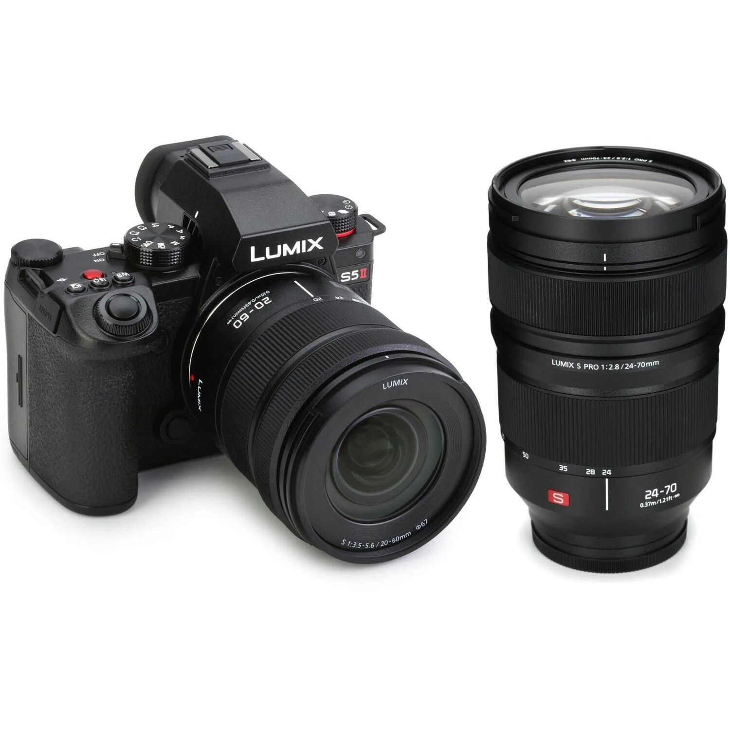

Новая полнокадровая беззеркальная камера Panasonic Lumix S5M2 с объективом 20–60 мм и объективом S-E2470 S Pro 24–70 мм