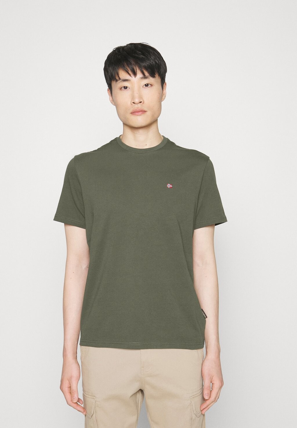 

Футболка базовая Salis Napapijri, цвет dark green