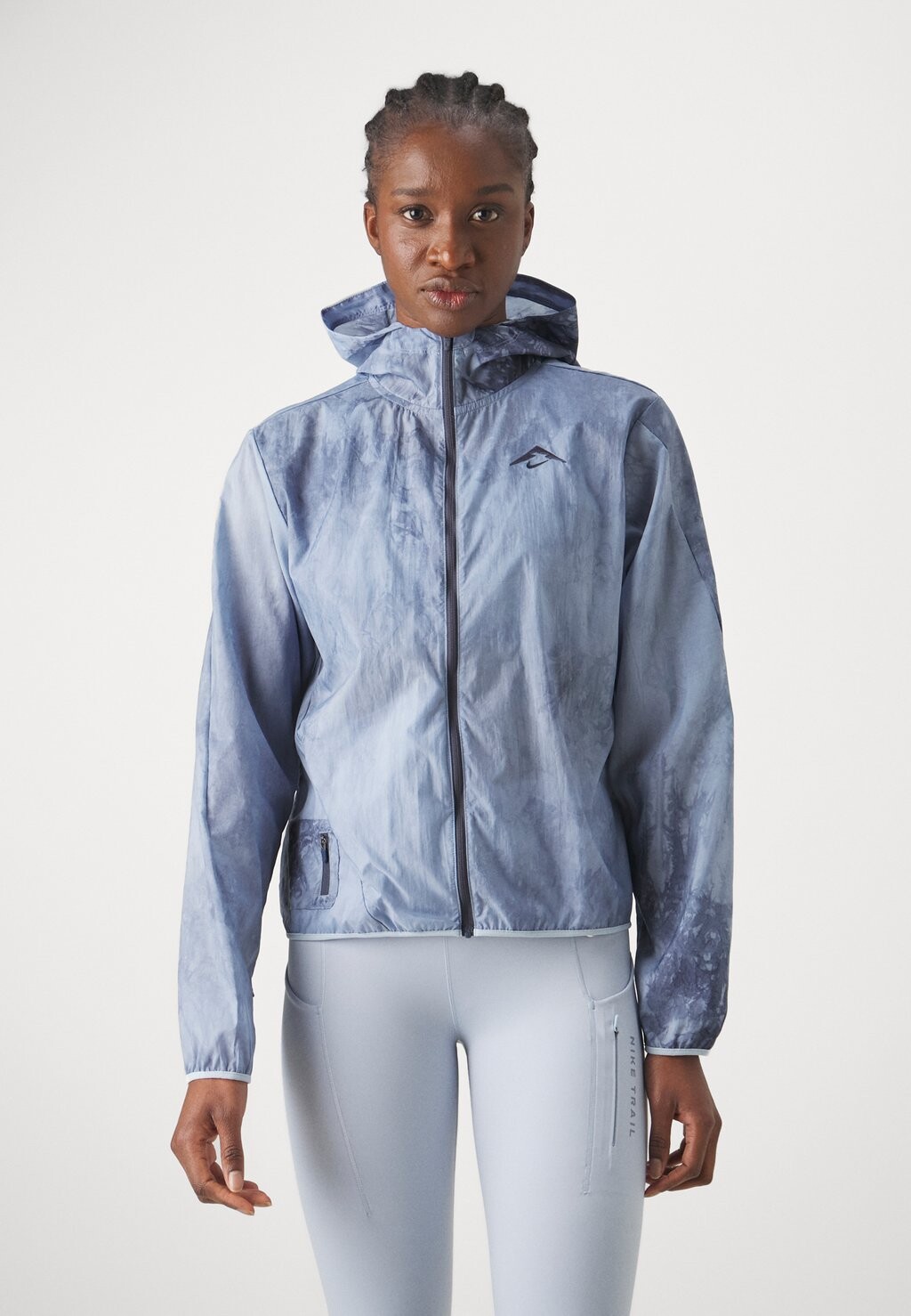 

Куртка для бега TRAIL REPEL Nike, цвет light armory blue/thunder blue