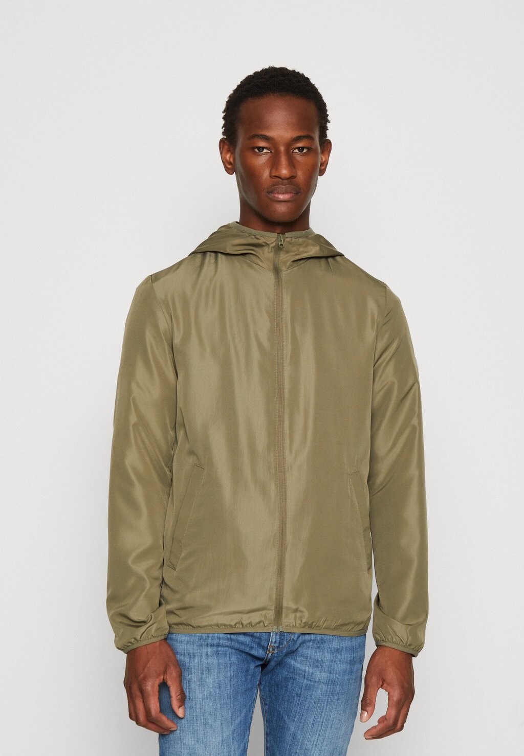 

Ветровка Jack & Jones
