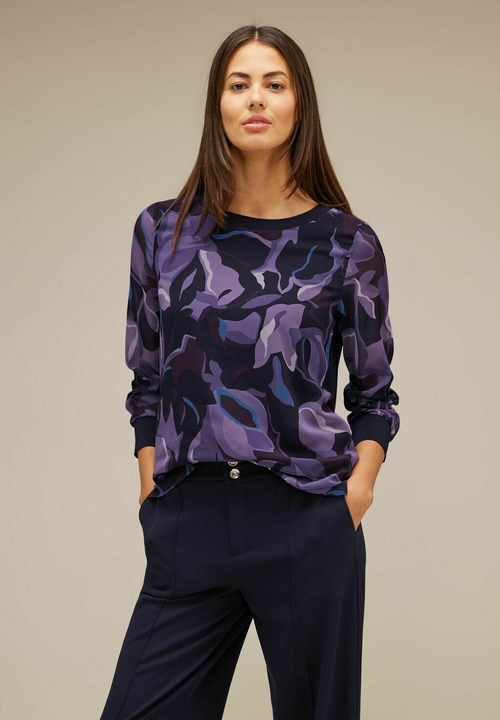 

Блузка Mit Print Street One, цвет lila