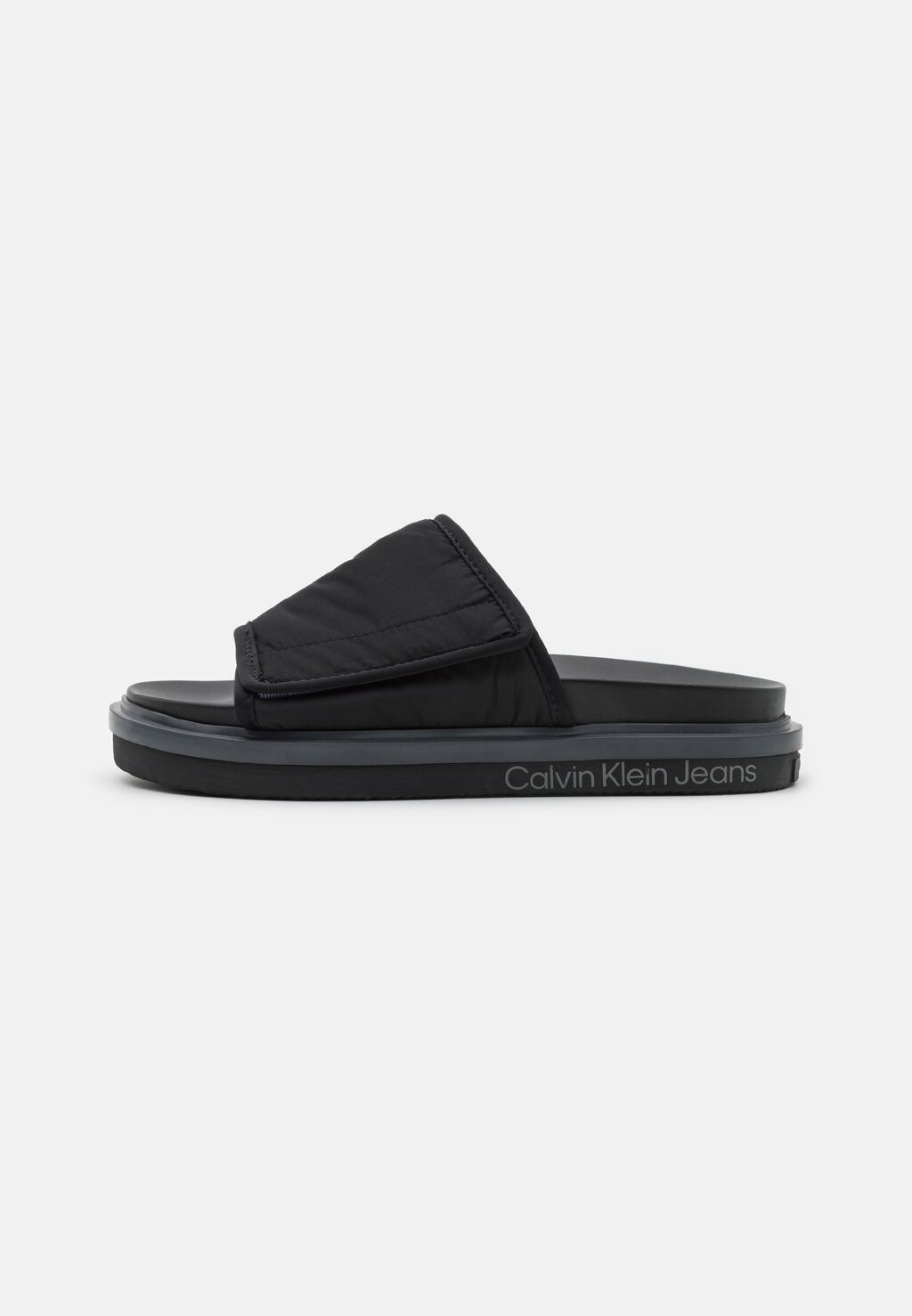 

Шлепанцы Calvin Klein Jeans