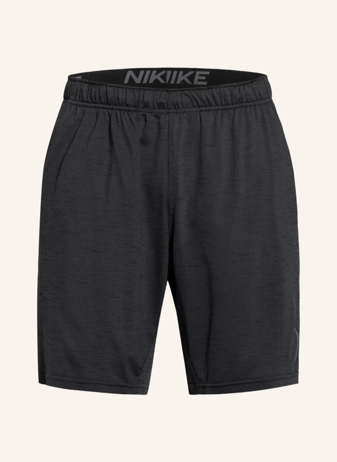 

Тренировочные шорты yoga dri-fit Nike, черный