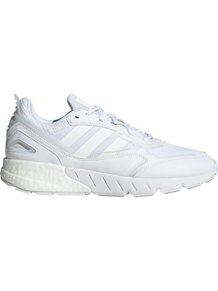 

Кроссовки на шнуровке adidas, цвет white/white/core black