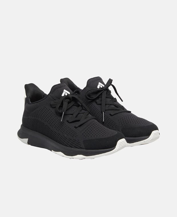 

Кроссовки Fitflop, черный