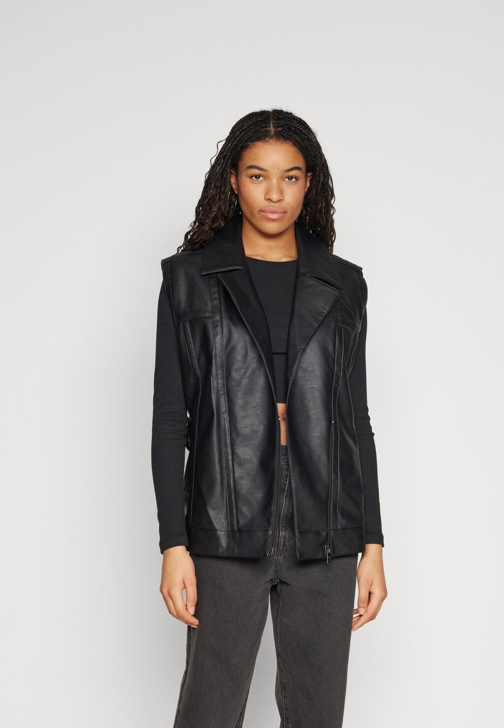 

Жилет AUSHA VEGAN GILET Colourful Rebel, черный