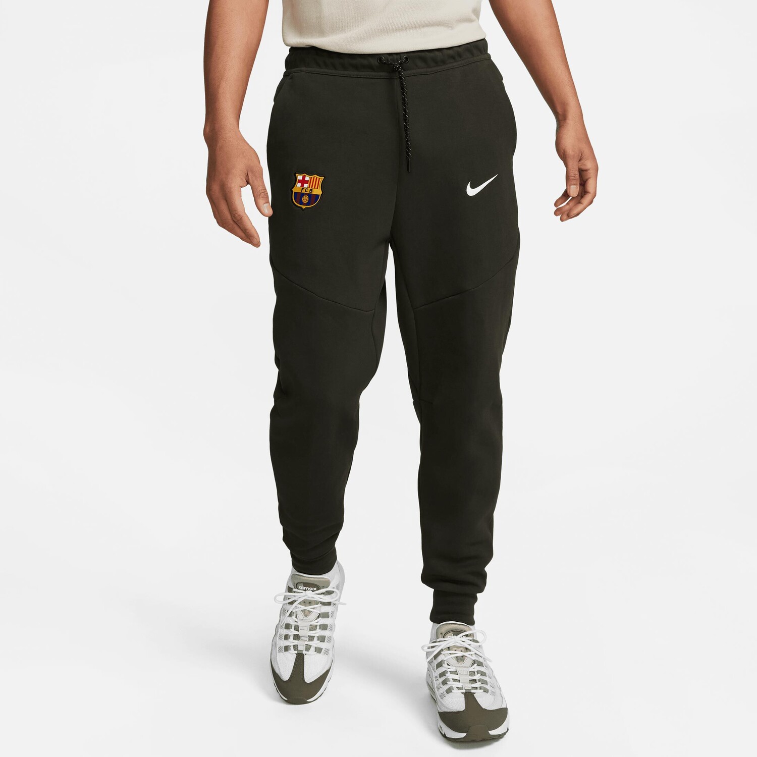

Брюки Nike Jogginghose FC Barcelona Tech Fleece, черный