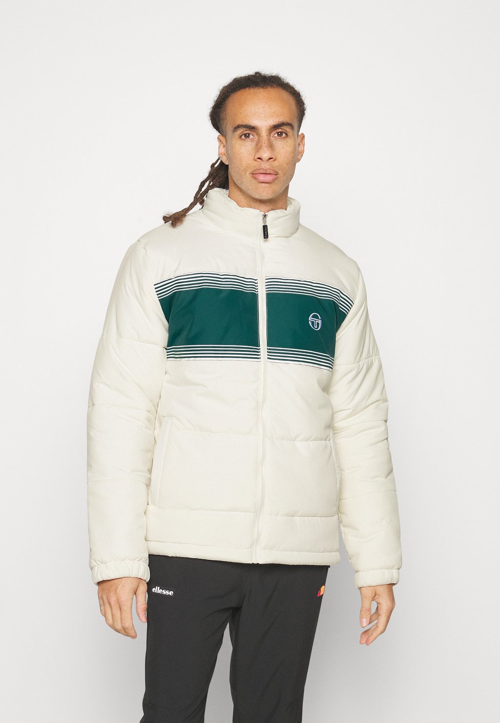 

Зимняя куртка Sergio Tacchini