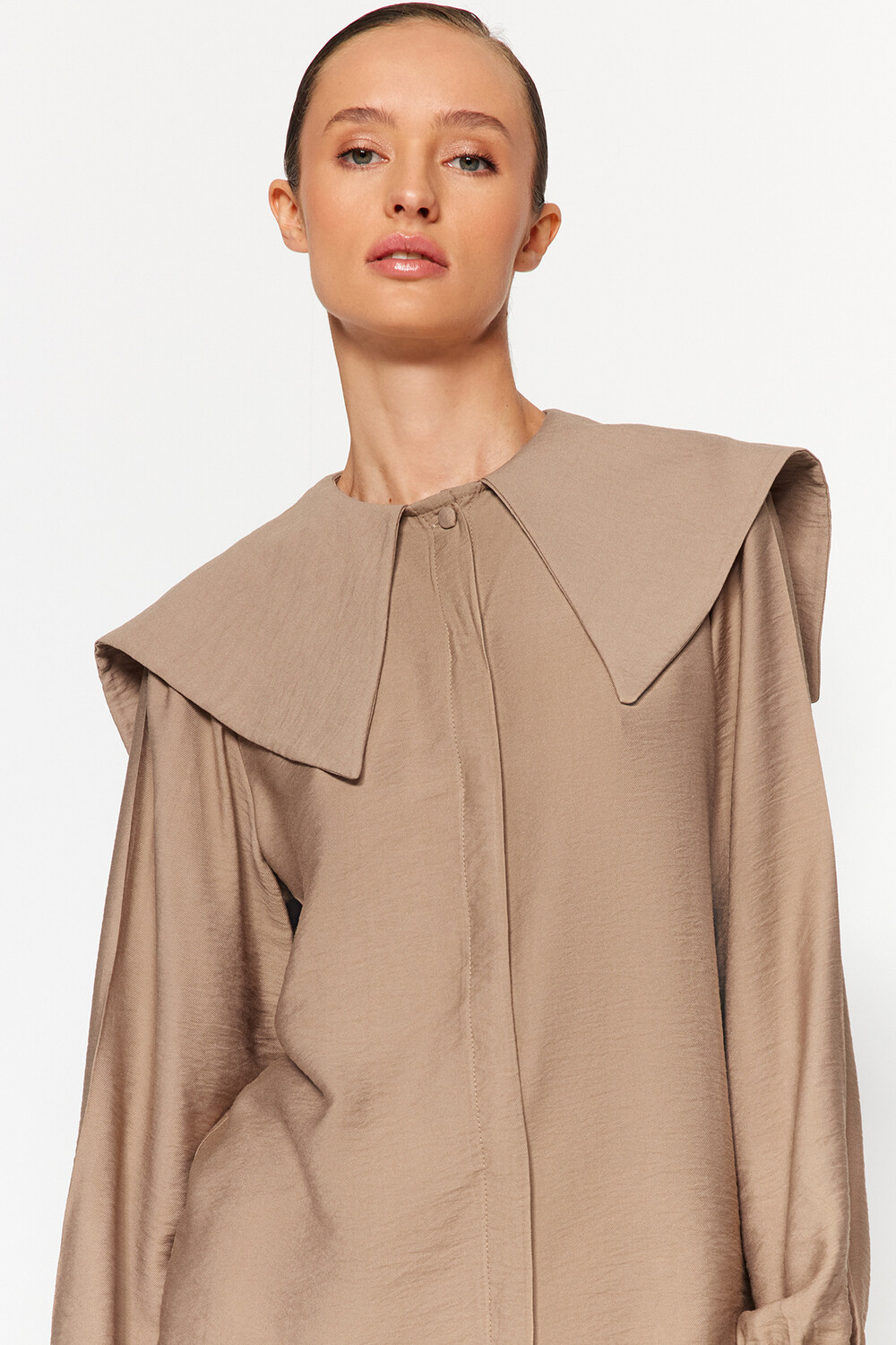 

Рубашка - Коричневая - Классический крой Trendyol Modest, коричневый