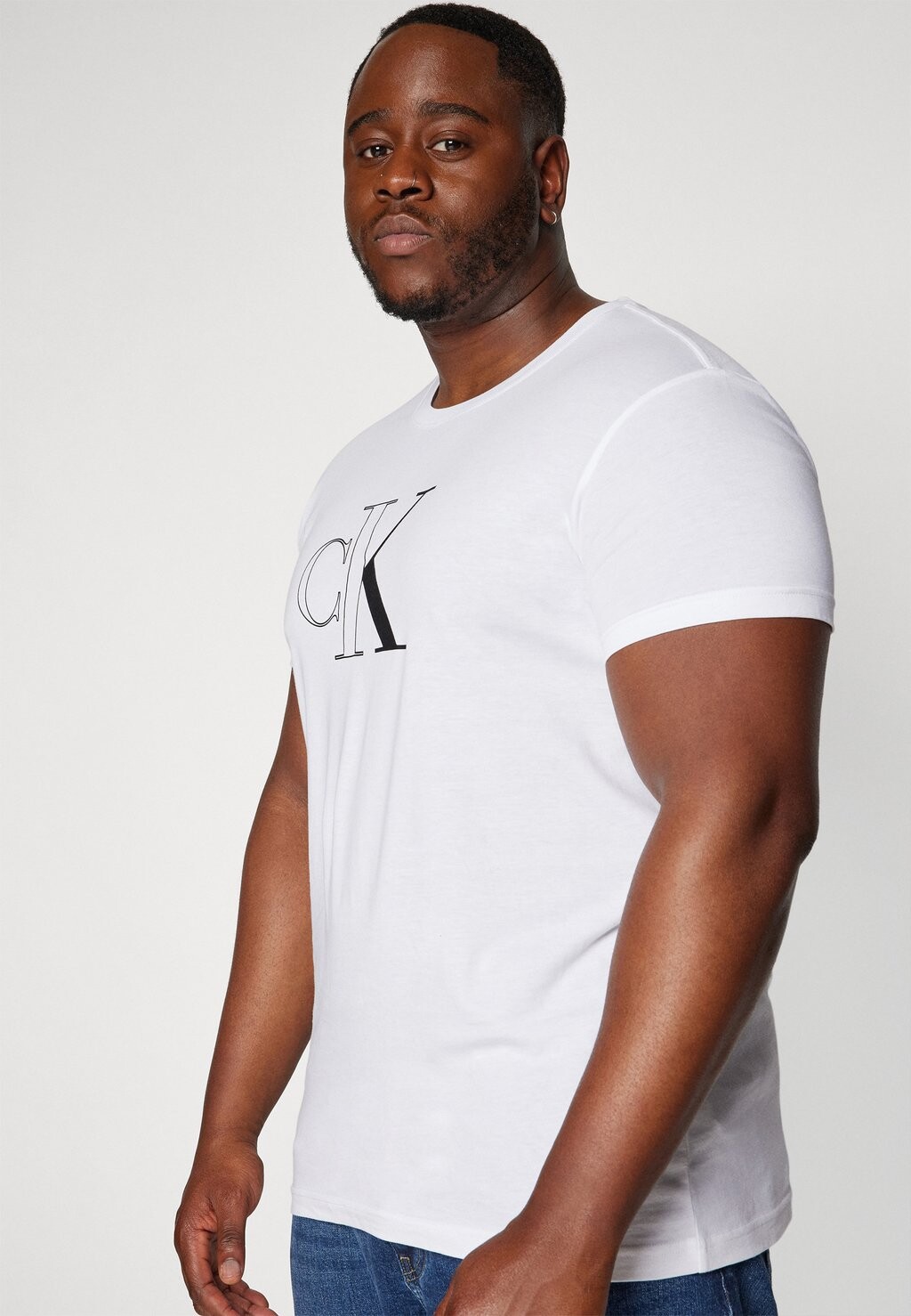 

Принт на футболке PLUS OUTLINE MONOLOGO TEE Calvin Klein, белый