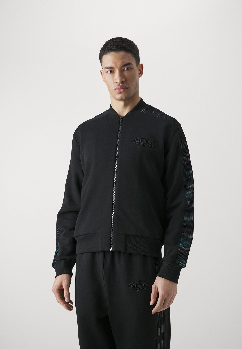 

Бомбер ROUND NECK Missoni Sport, черный