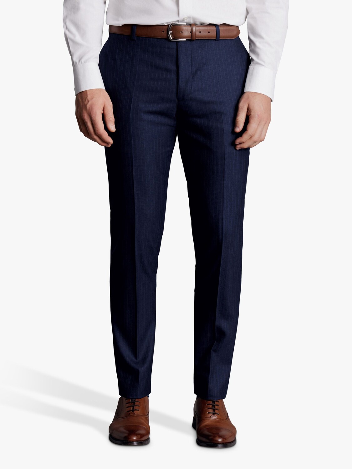 

Брюки костюмного костюма Ultimate Performance в полоску узкого кроя Charles Tyrwhitt, французский синий