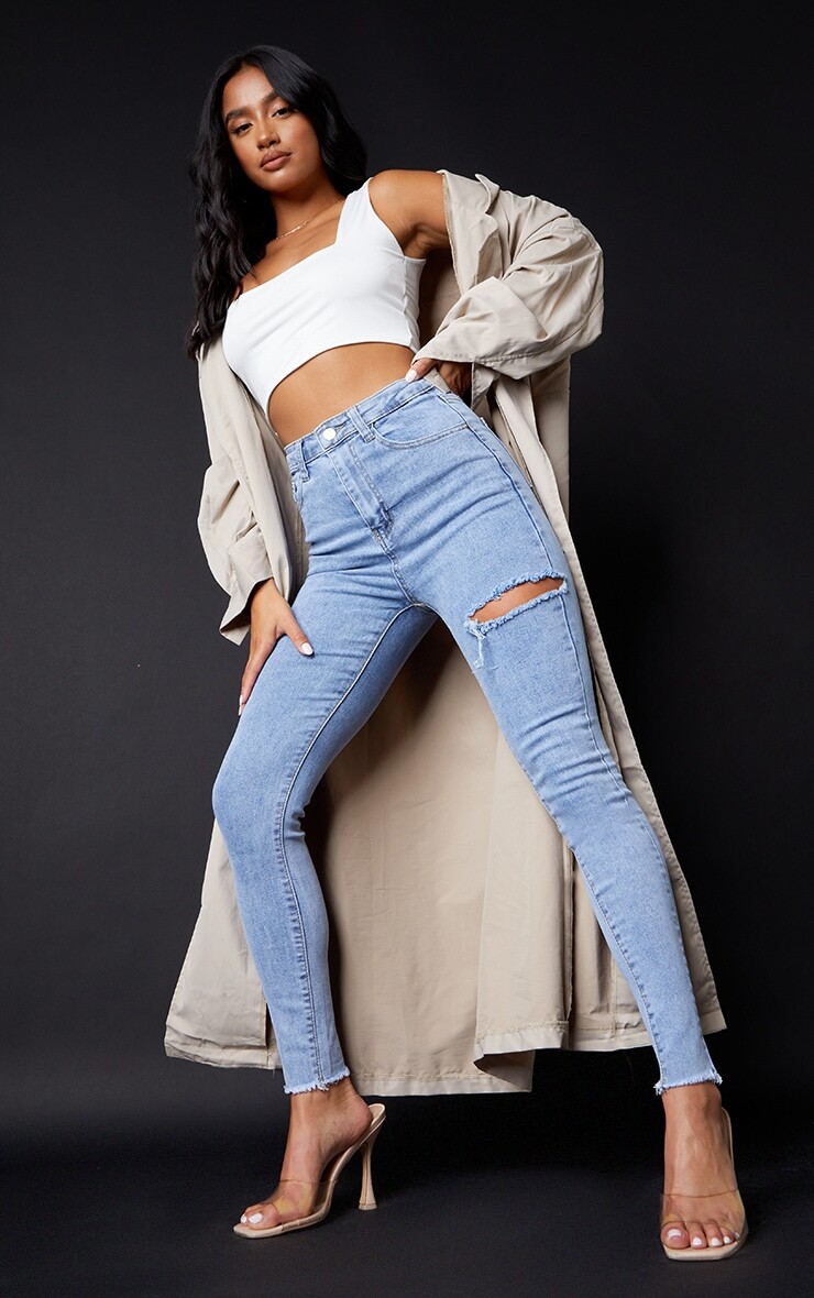 

Джинсы скинни PrettyLittleThing Petite Vintage с рваным краем и 5 карманами