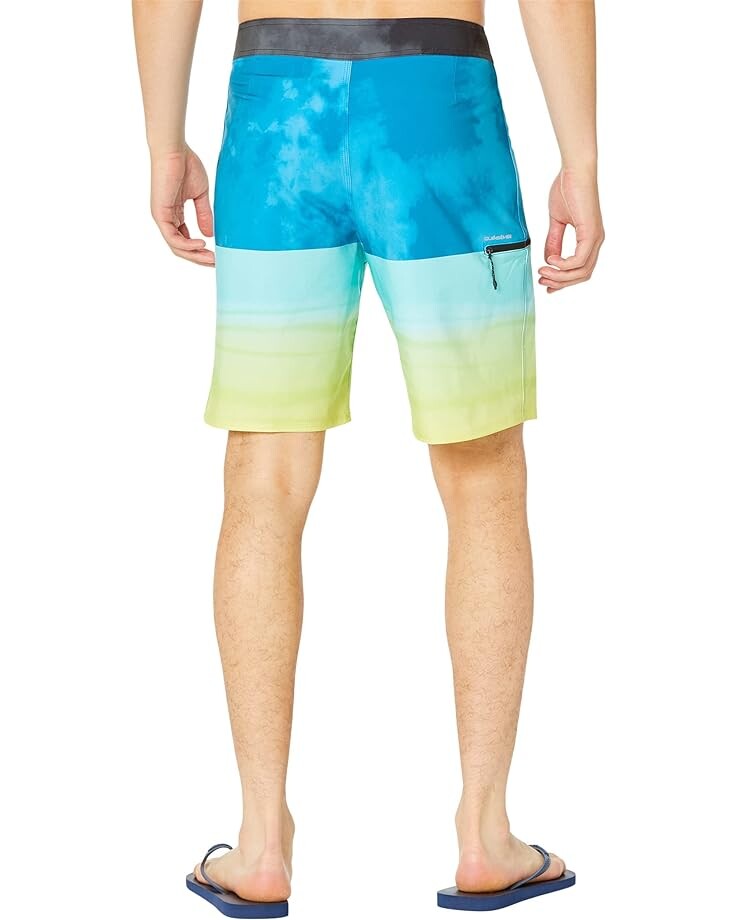 

Шорты для плавания Quiksilver Surfsilk Five 0 19" Boardshorts, цвет Seaport