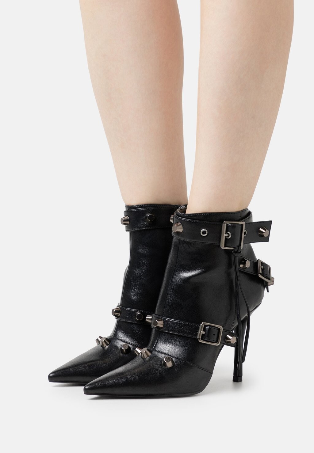 

Ботильоны Steve Madden, черный