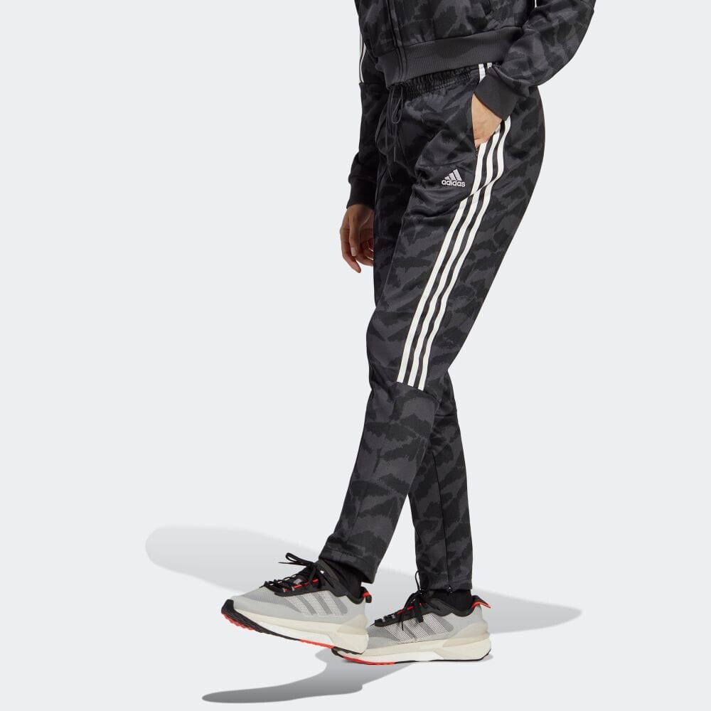 

Брюки Adidas IC6655, белый