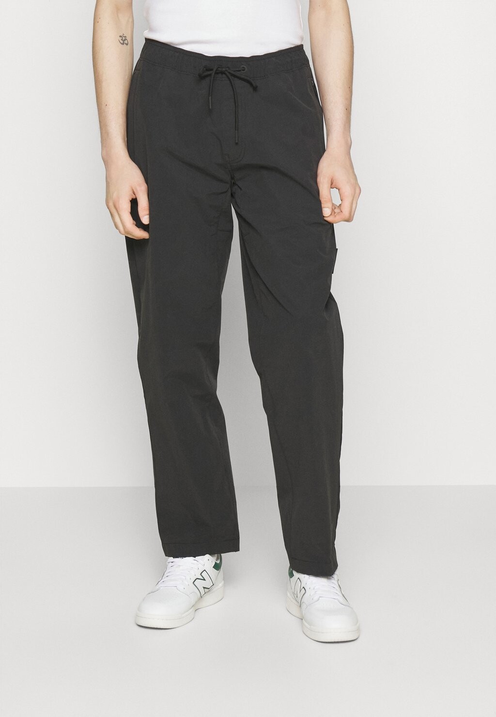 

Брюки Technical Fabrication Pant Calvin Klein Jeans, черный