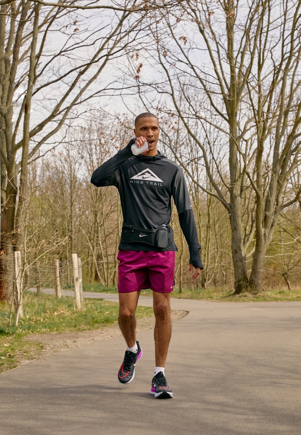

Толстовка Nike