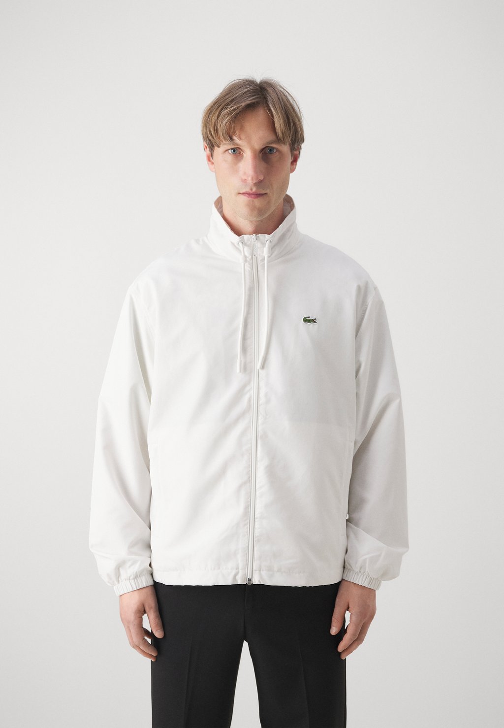 Легкая куртка ESSENTIAL Lacoste, цвет off-white