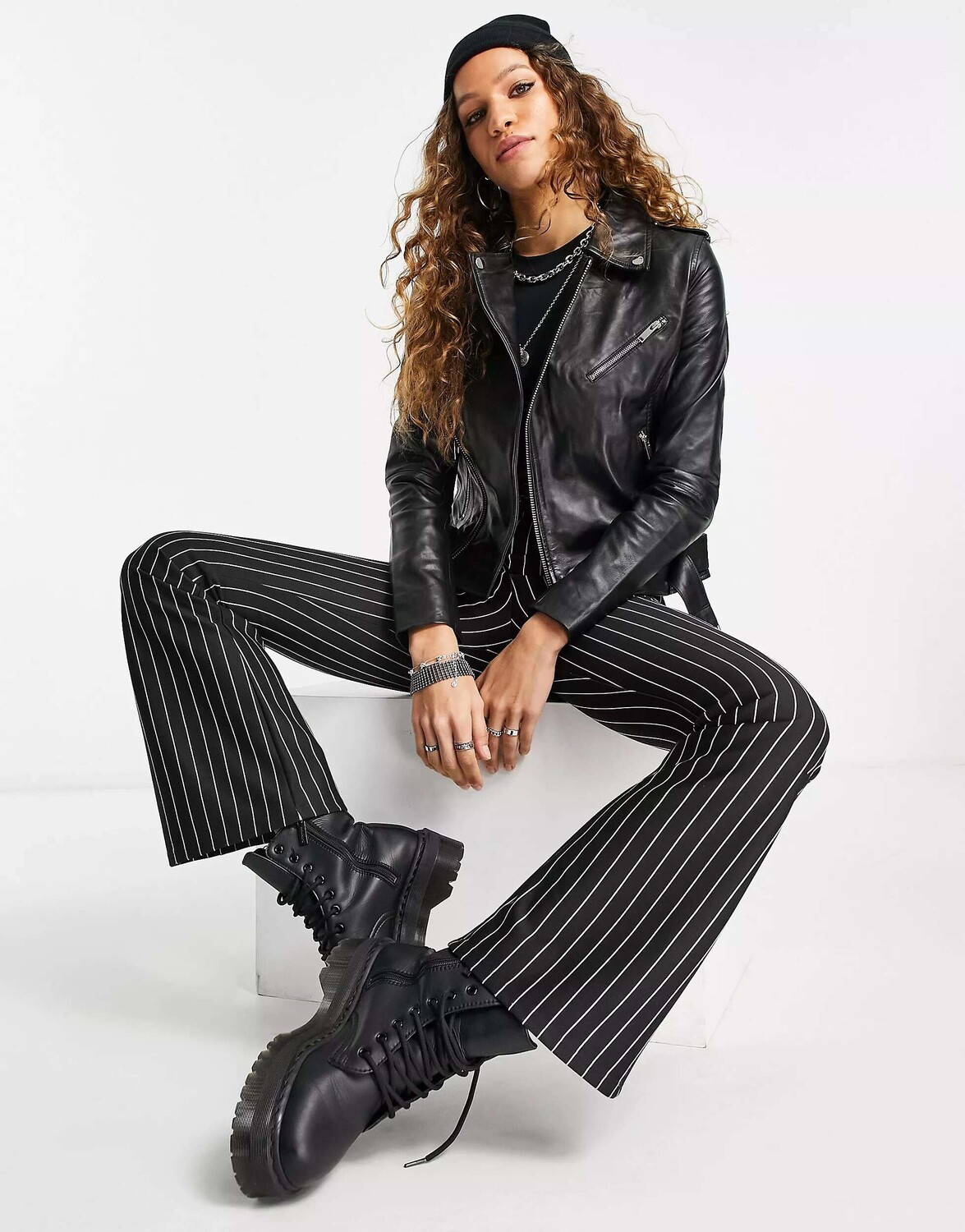 

Куртка из натуральной кожи Barney's Originals Emma с поясом Barneys Originals