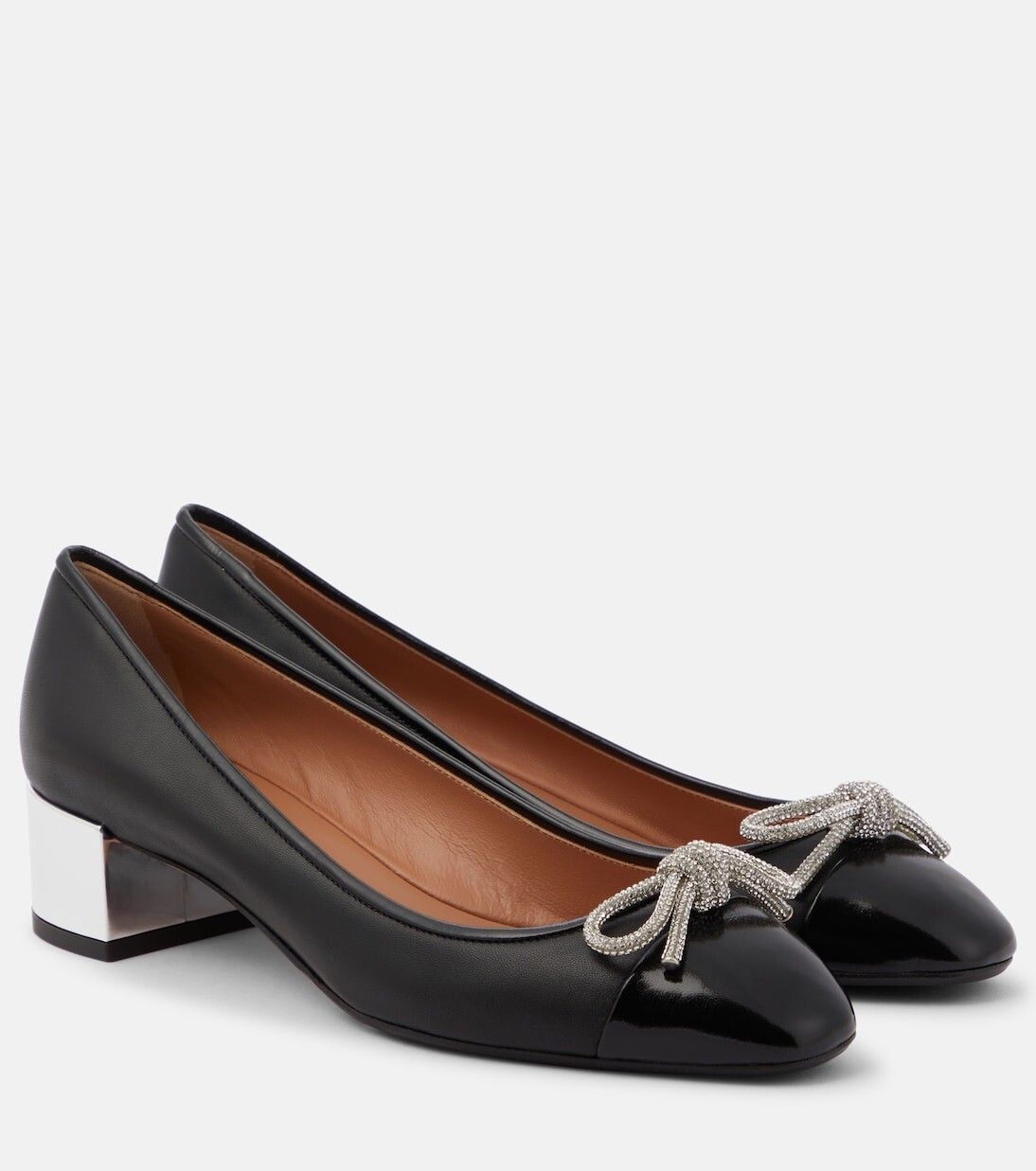 

Туфли parisina 35, украшенные кристаллами Aquazzura, черный