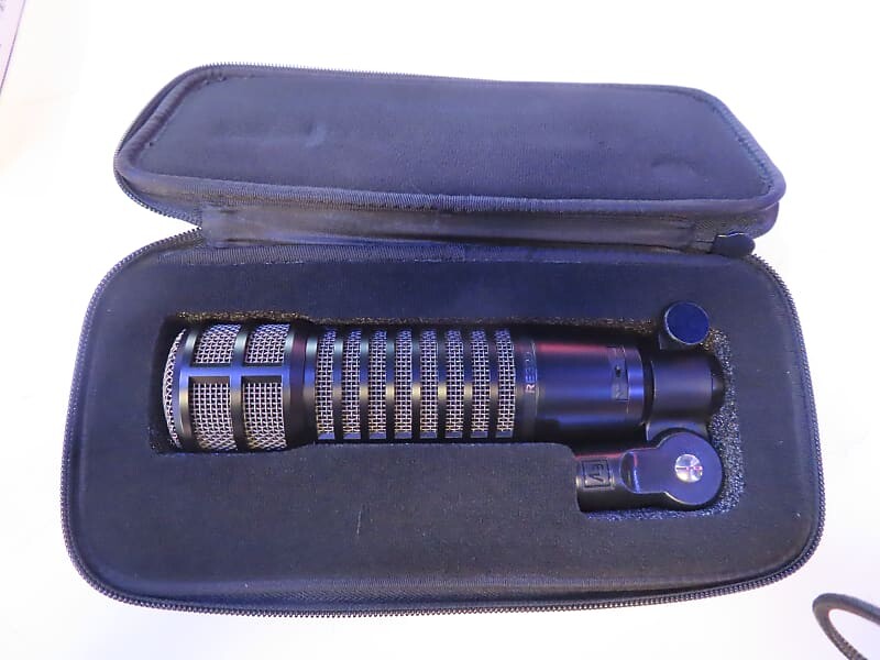

Динамический микрофон Electro-Voice RE320 Cardioid Dynamic Microphone