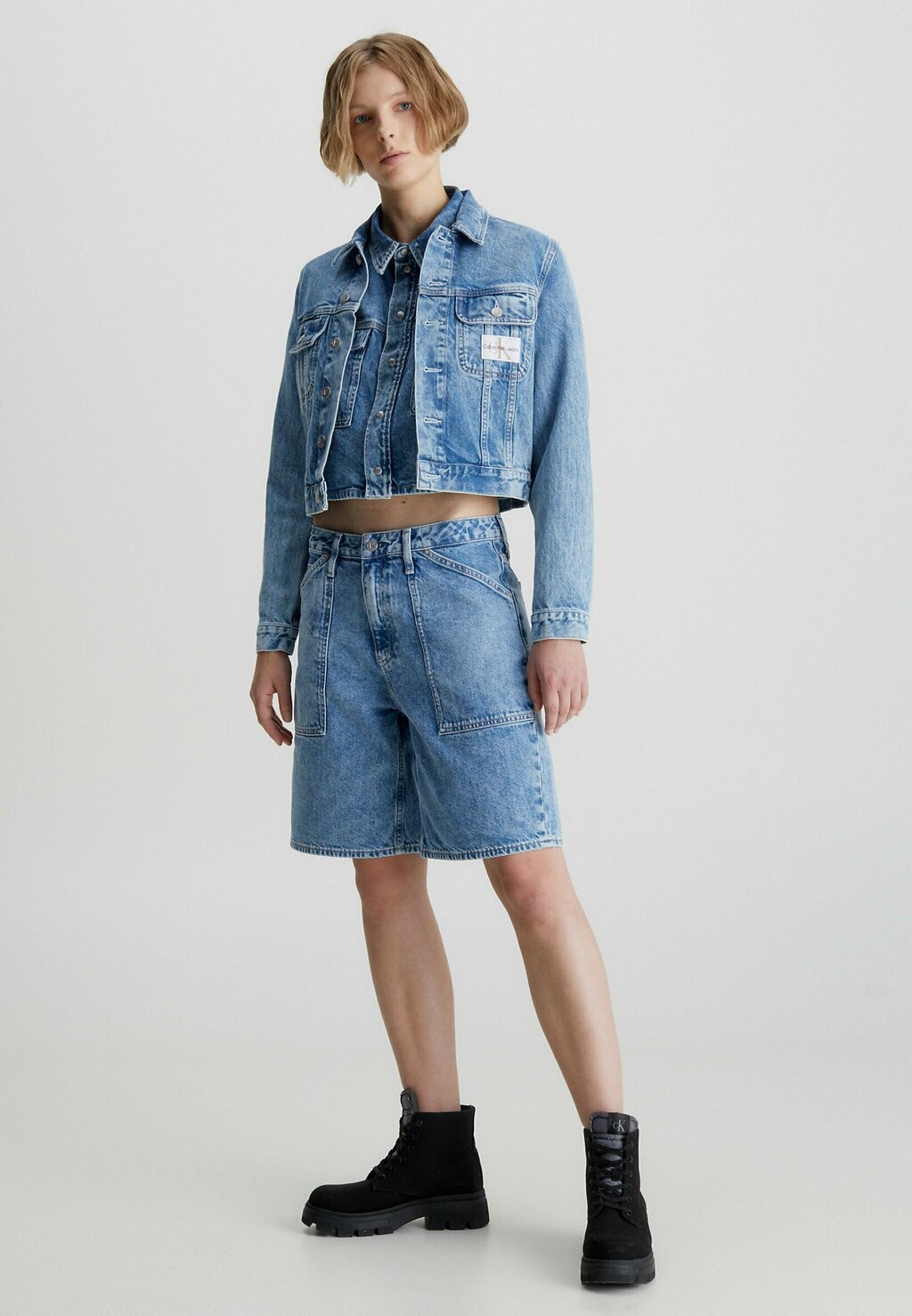 

Джинсовые шорты Calvin Klein Jeans