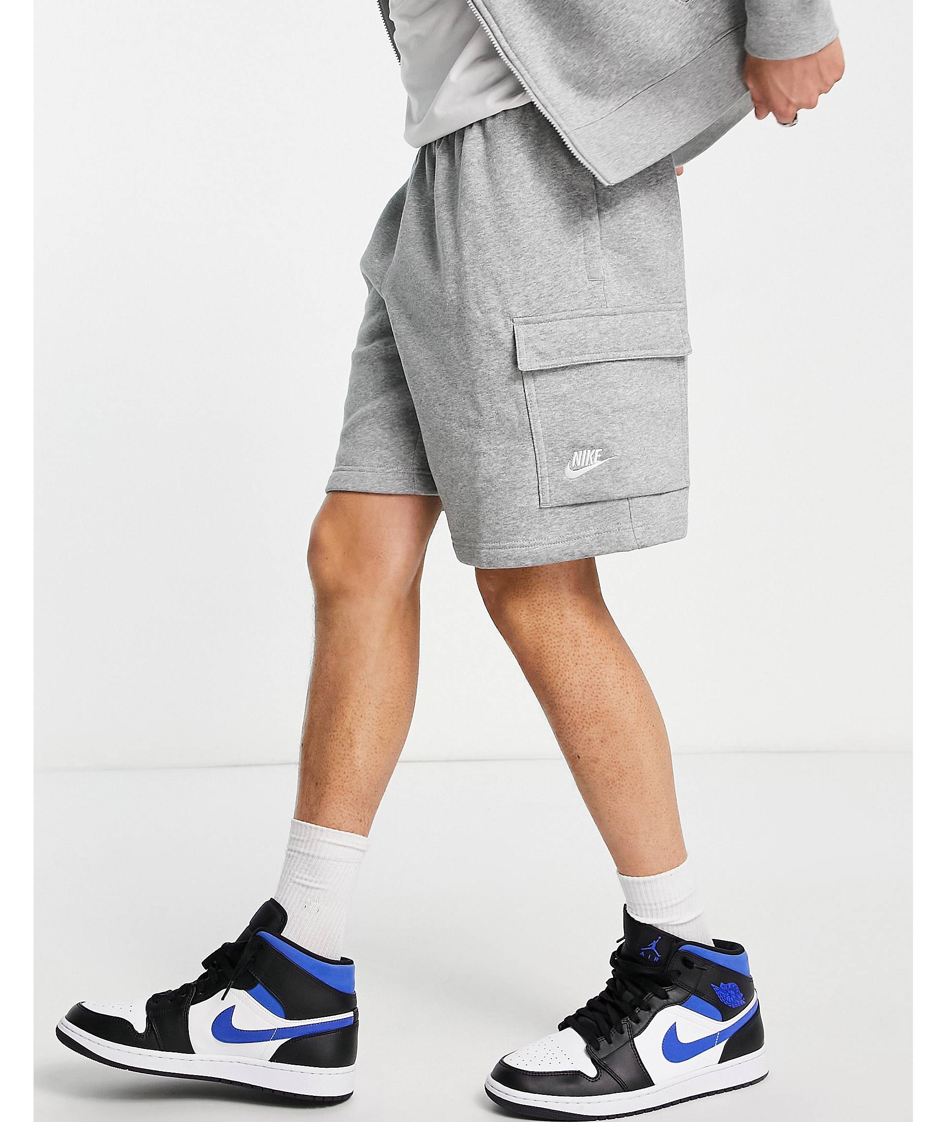 Серые шорты-карго Nike Club