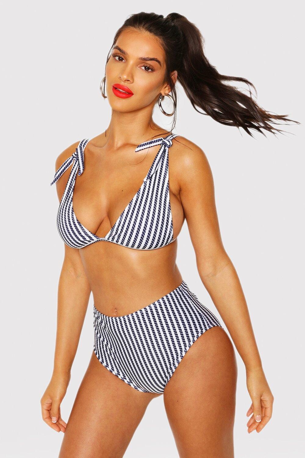 

Комплект бикини с морской завязкой и высокой посадкой на плечах Boohoo, нави