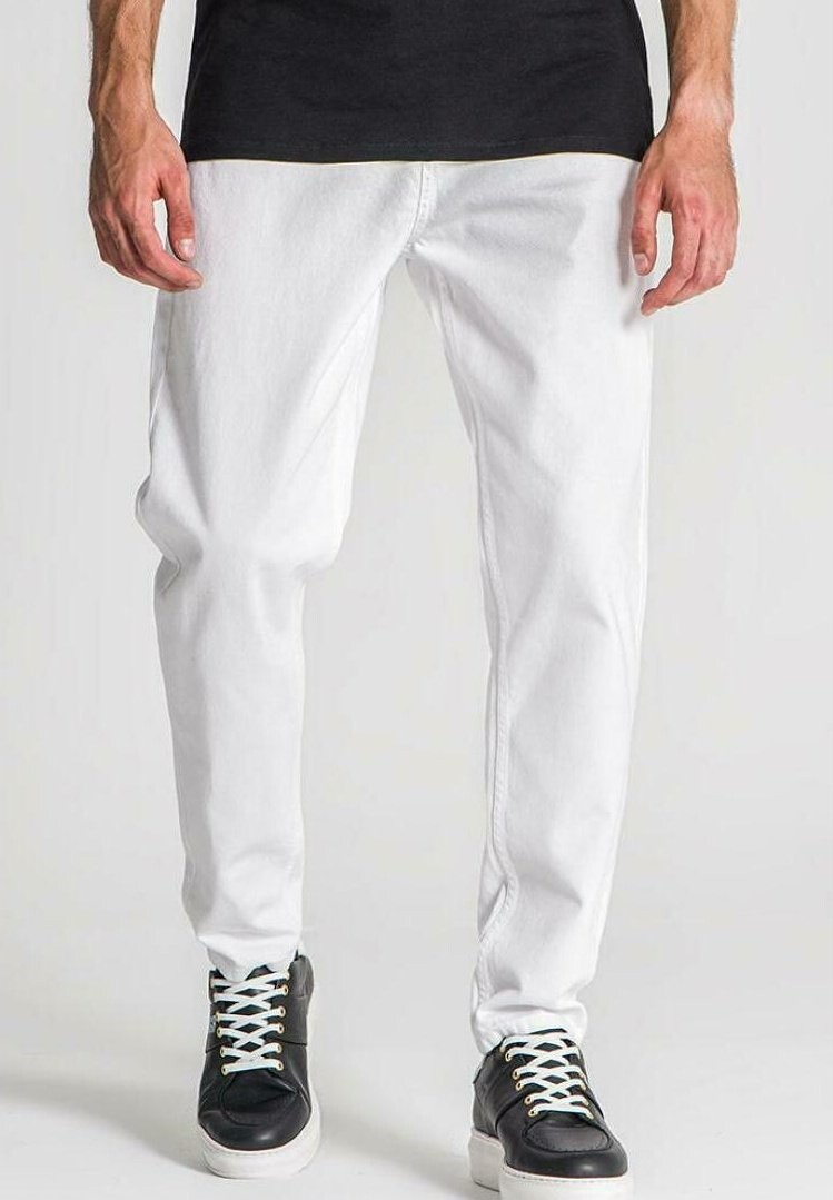 

Джинсы Tapered Fit Carrot Gianni Kavanagh, белый