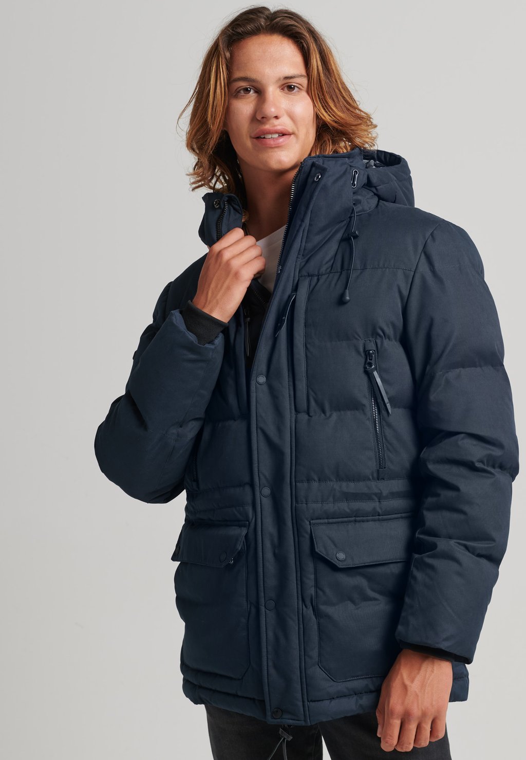 Зимняя куртка Superdry цена и фото
