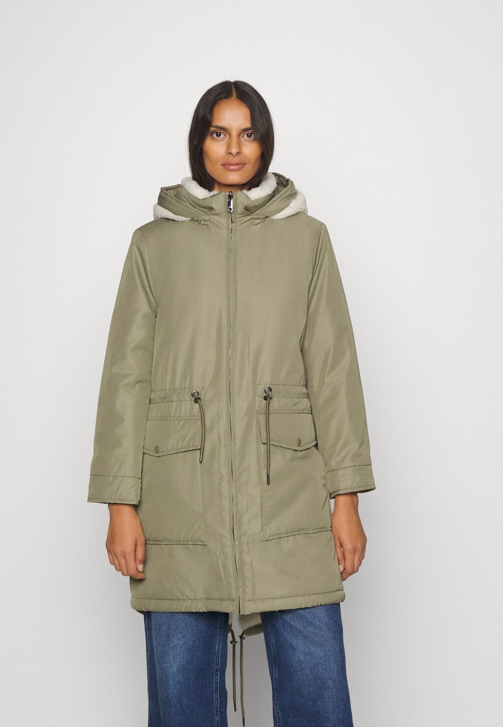 

Куртка зимняя Esprit