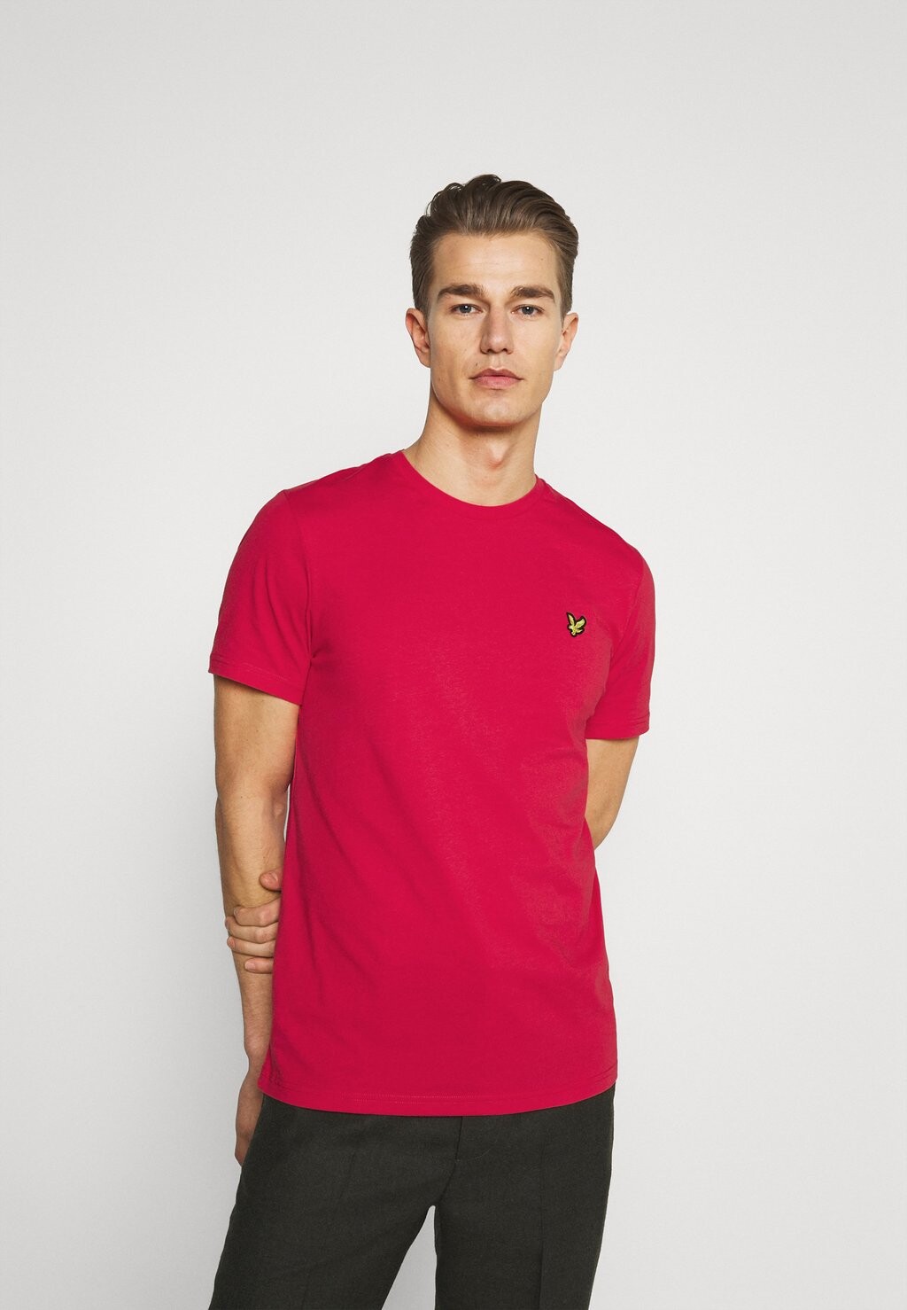 

Базовая футболка Lyle & Scott, светло-красный