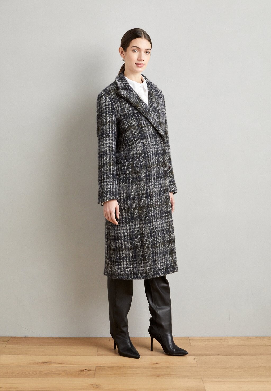 

Классическое пальто Scotch & Soda ДВУБОРТНОЕ ПАЛЬТО, цвет night
