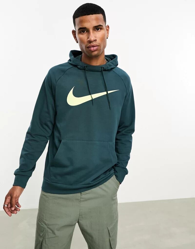 

Яркая темно-зеленая худи Nike Pro Dri-FIT Swoosh