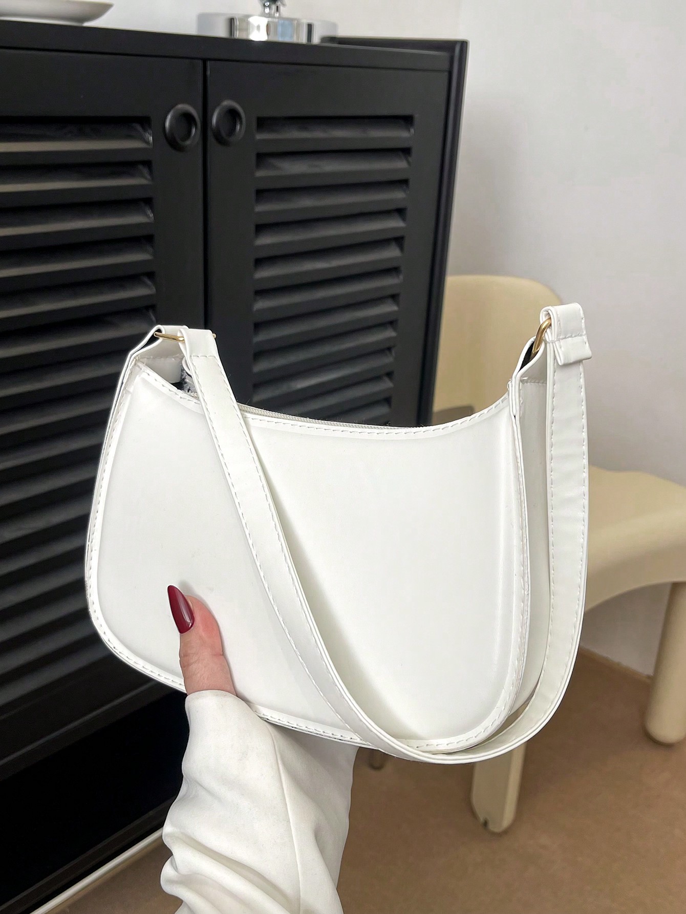 Однотонная минималистичная легкая сумка через плечо, белый цена и фото