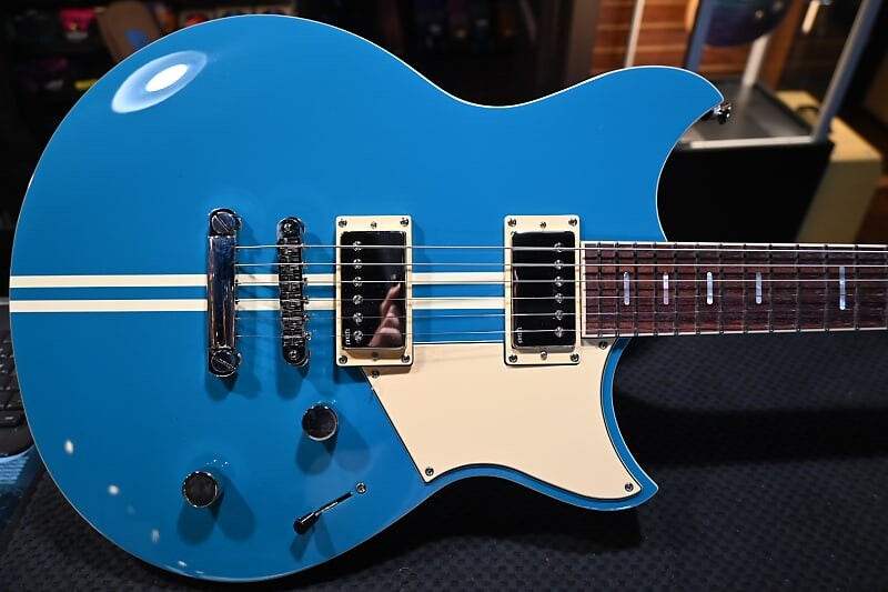 

Электрогитара Yamaha Revstar Standard RSS20 - Swift Blue #3212