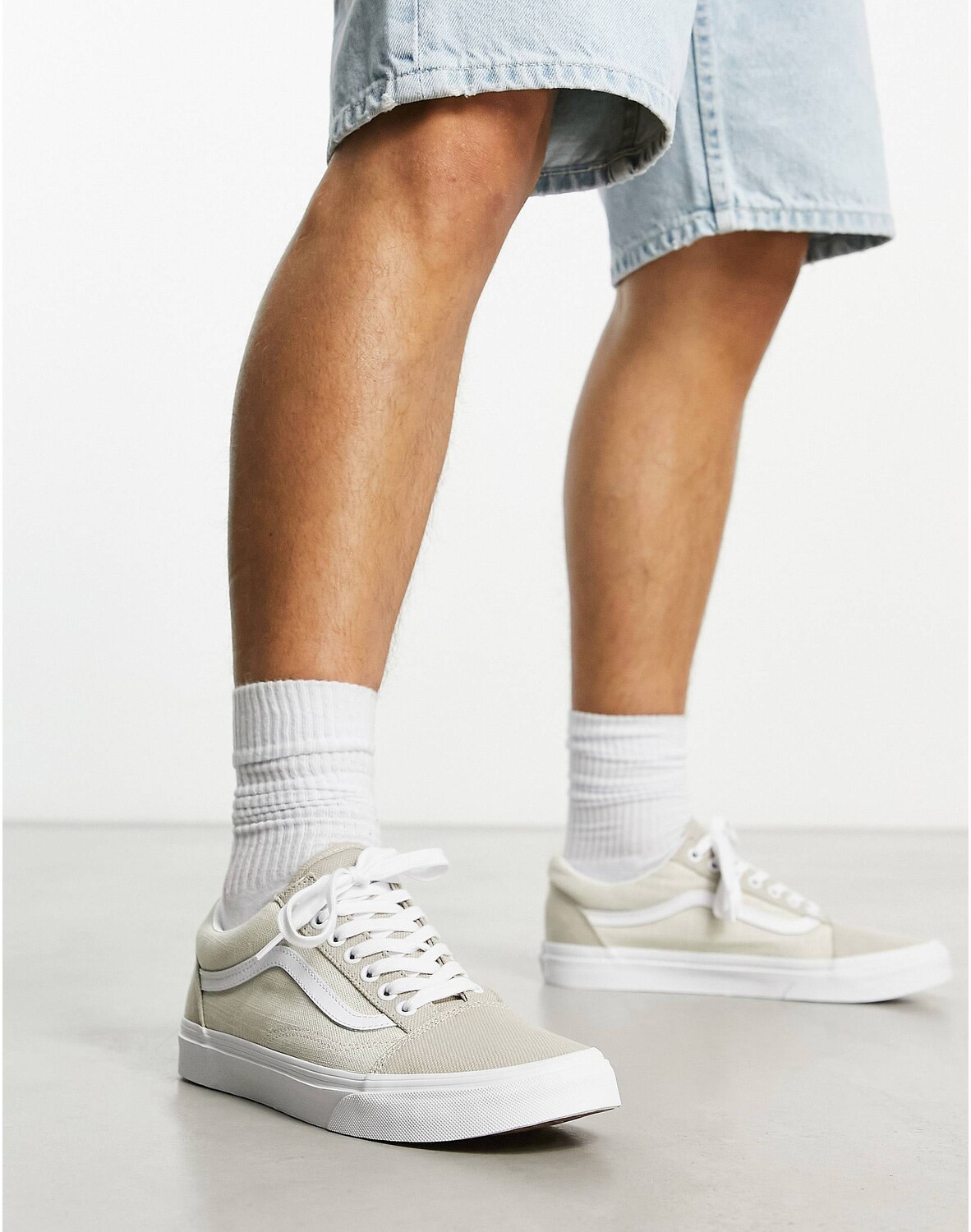

Бежевые льняные кроссовки Vans Old Skool