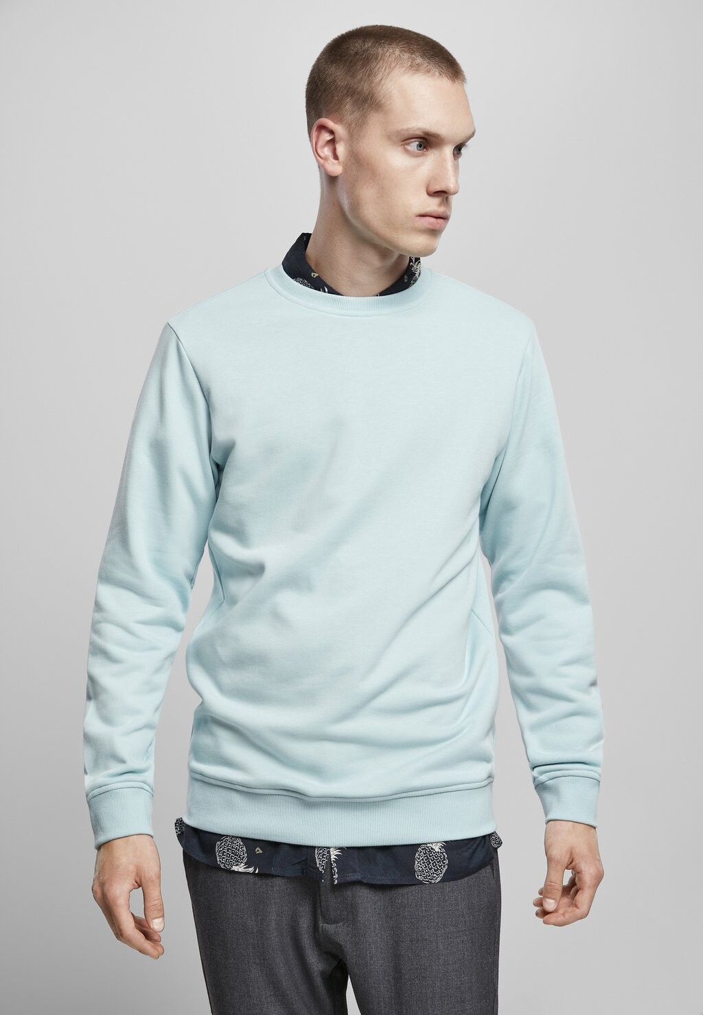 

Свитер Urban Classics