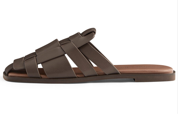 

Туфли Мэри Джейн женские низкие темно-коричневые Charles&Keith