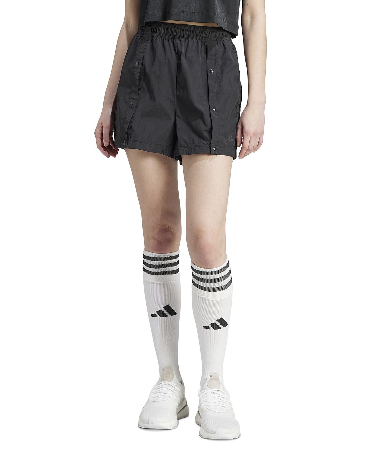 

Женские тканые шорты Tiro Snap-Trim adidas, черный