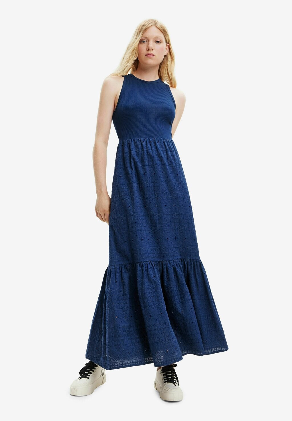 

Длинное платье Desigual, синий
