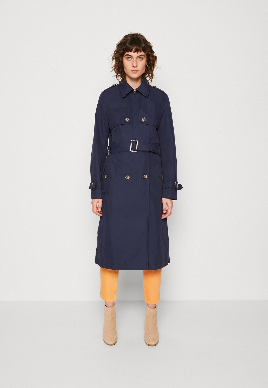 

Тренчкот Esprit